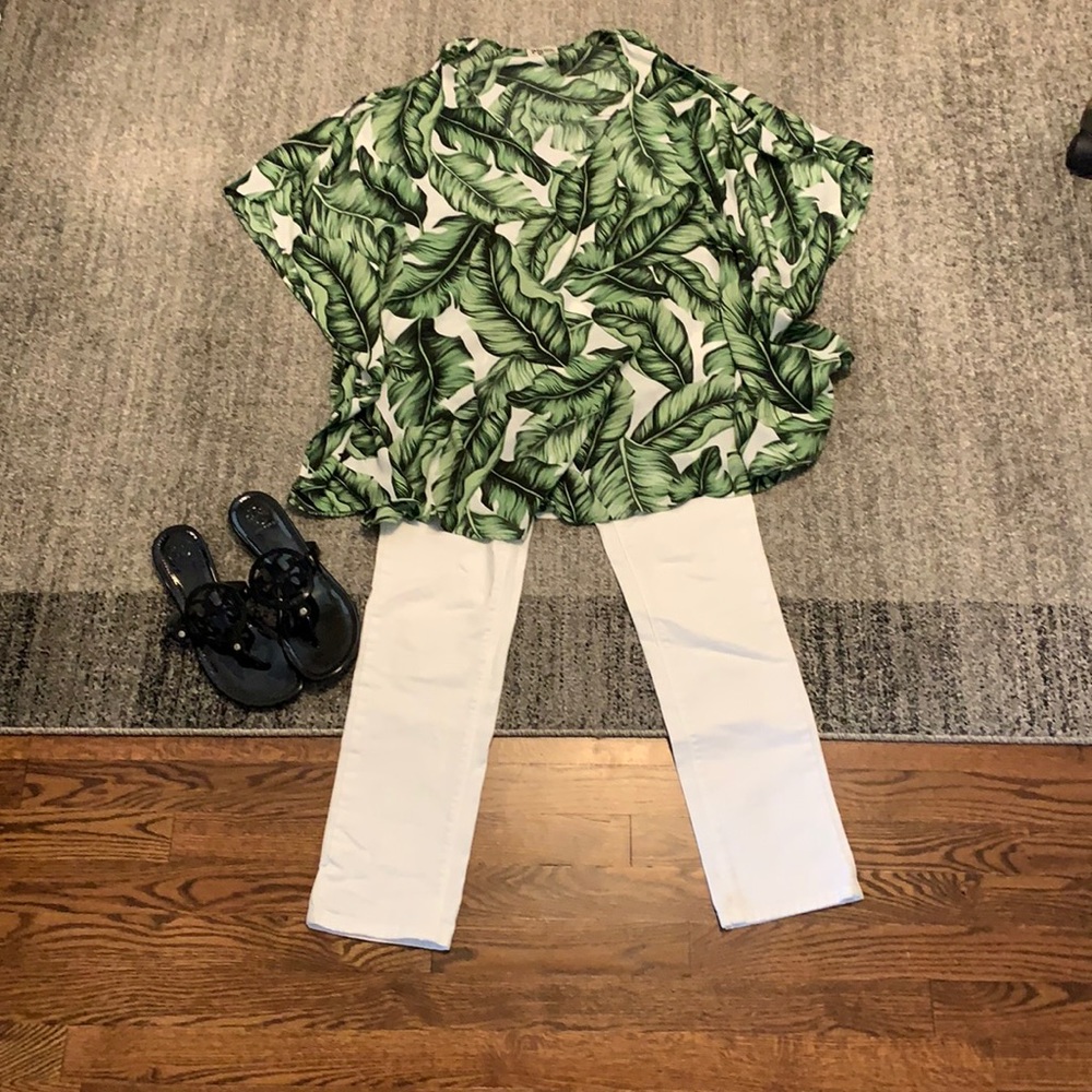 Show Me your MuMu Tunic - Like new - never worn